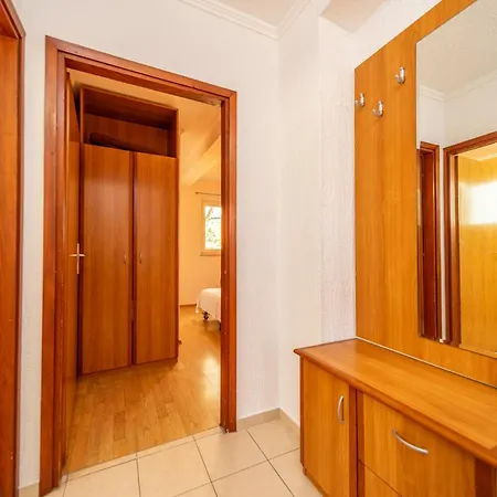By The Sea Barbat, Rab - 14512 Apartman Rab Town