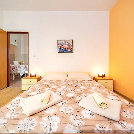 By The Sea Barbat, Rab - 14512 Apartman Rab Town