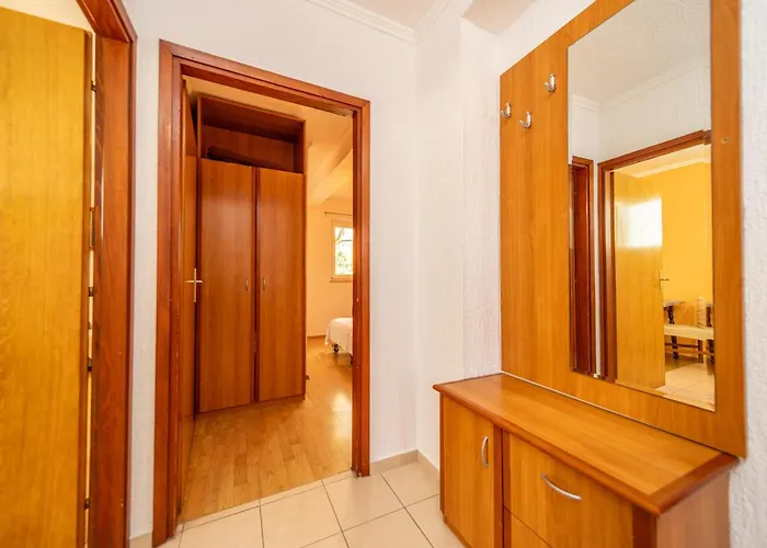 By The Sea Barbat, Rab - 14512 Daire Rab Town