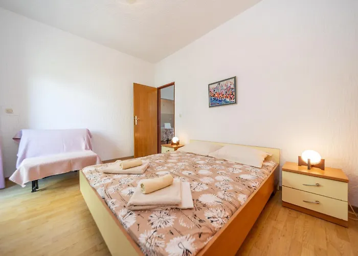 Daire By The Sea Barbat, Rab - 14512 Rab Town