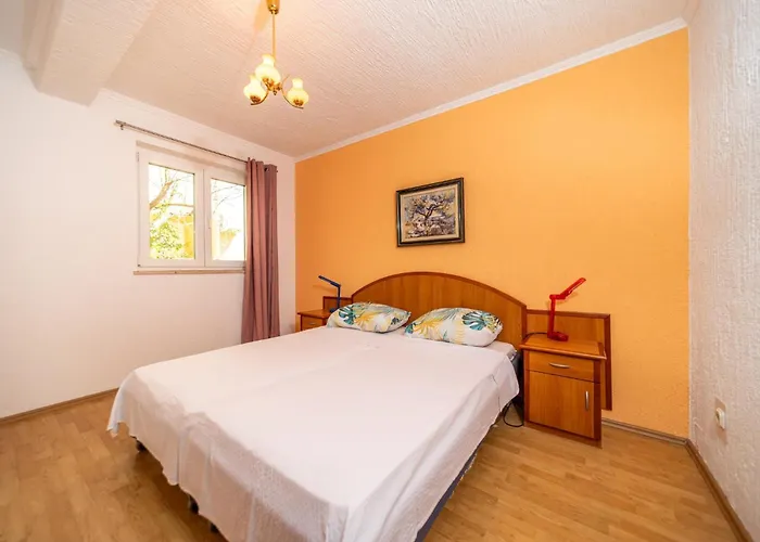 By The Sea Barbat, Rab - 14512 Apartman Rab Town